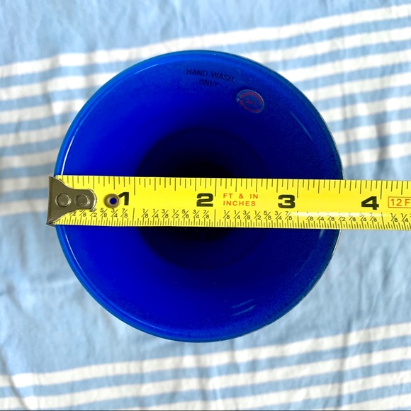 Matte Silver Table Vase - Picture 6 of 8